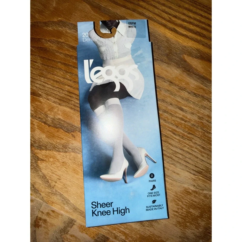 L'eggs Sheer Knee High‎ Socks 2 Pairs White 20 Denier OSFM Made in Italy New